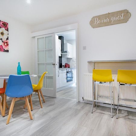 Pass The Keys - Bright & Airy 2Br 2Bath Apt In Perfect Location Белфаст Екстериор снимка